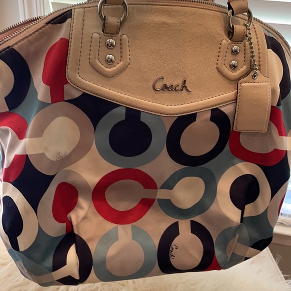 Good conditioned purse. Awesome colors! - Picture 2 of 3